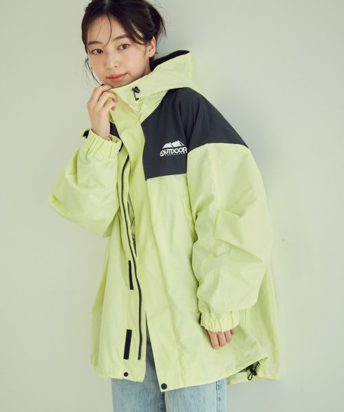 【OUTDOOR PRODUCTSコラボ】【洗濯可】オーバーサイズマウンテンパーカー