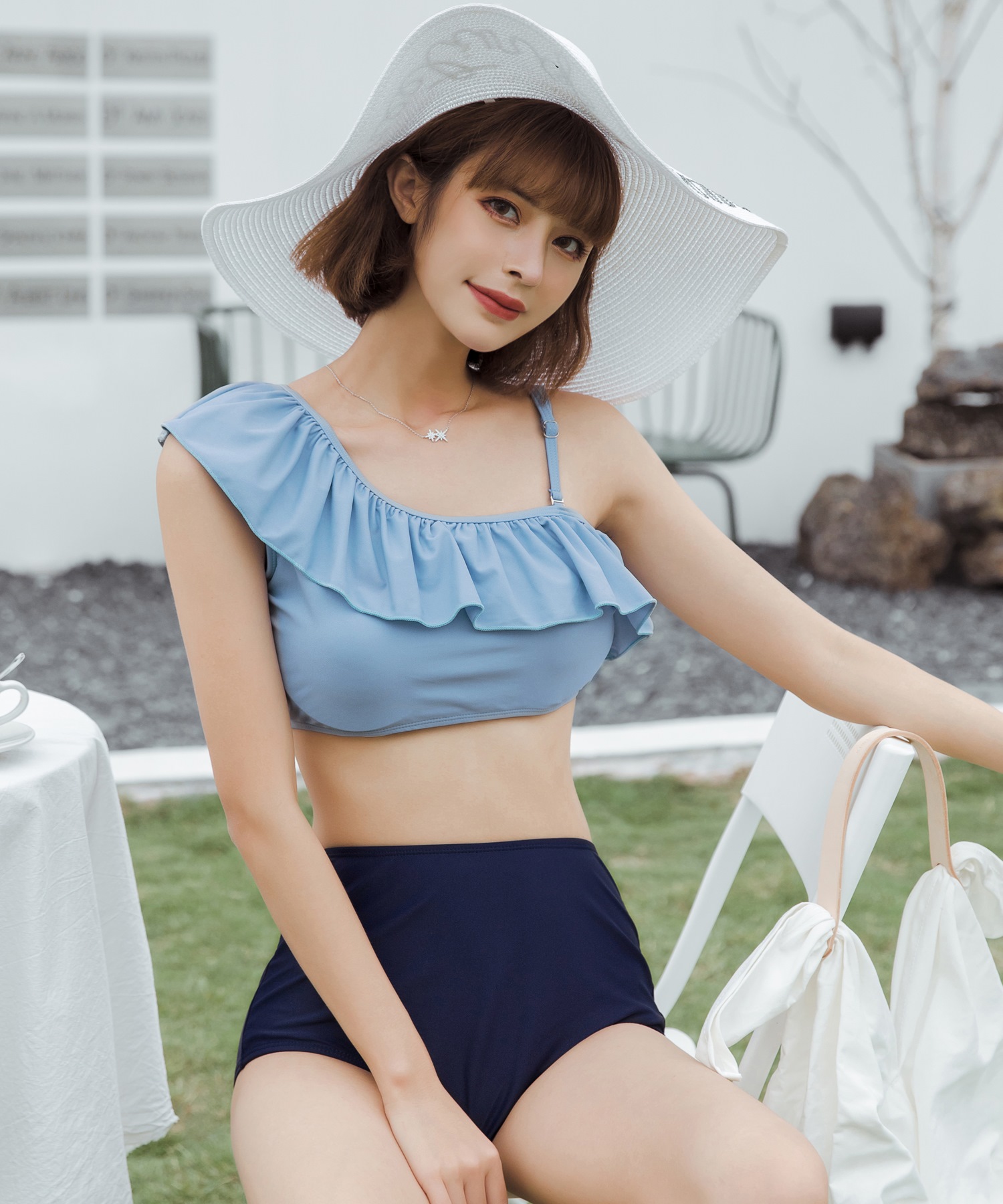 PEACH JOHN【即完売品】 フリルハイウエストビキニセット