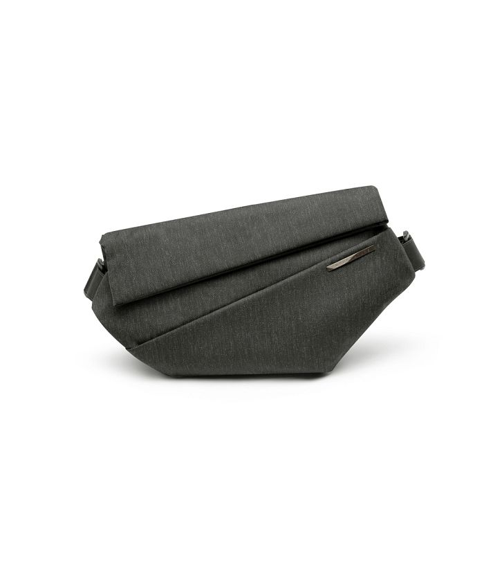 NIID RADIANT SLING BAG R1 ニード クロスボディバッグ