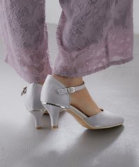 niana/結婚式 パンプス パーティーシューズ 靴 美脚  疲れにくい 小さいサイズ 大きいサイズ シンプル サテン 無地 アンクルストラップ ベージュ ブラック 二次会/504476695