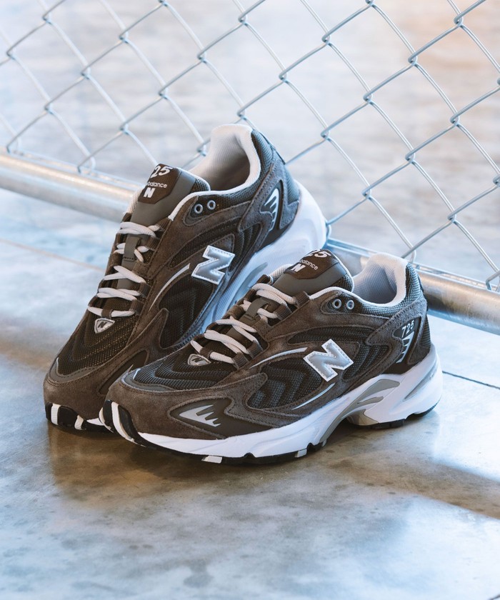 WEB限定】＜New Balance(ニューバランス)＞ML725 スニーカー(504486485