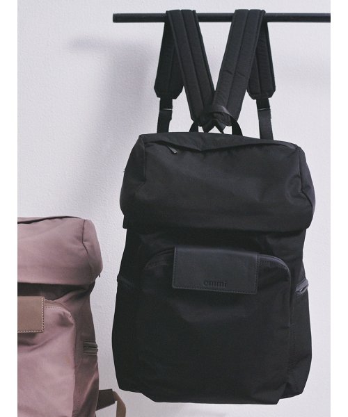 【emmi atelier】コンパクトバックパック
