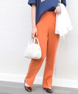 ライトオレンジ