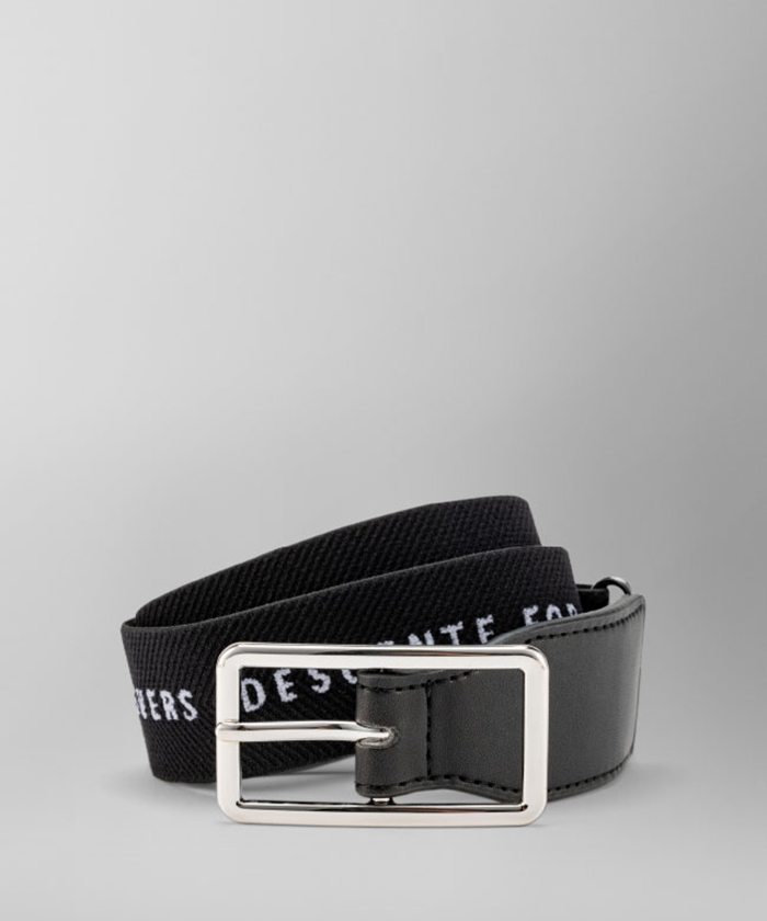 【Toteme】スリム レザーベルト 送料関税込 関税込み【TOTEME】スリム レザーベルト black/brown
