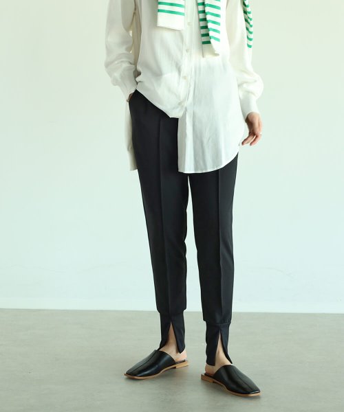 Vin 【手洗い可】スリットヘムテーパードパンツ