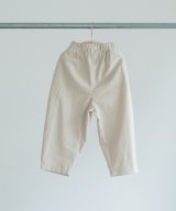 ベージュ