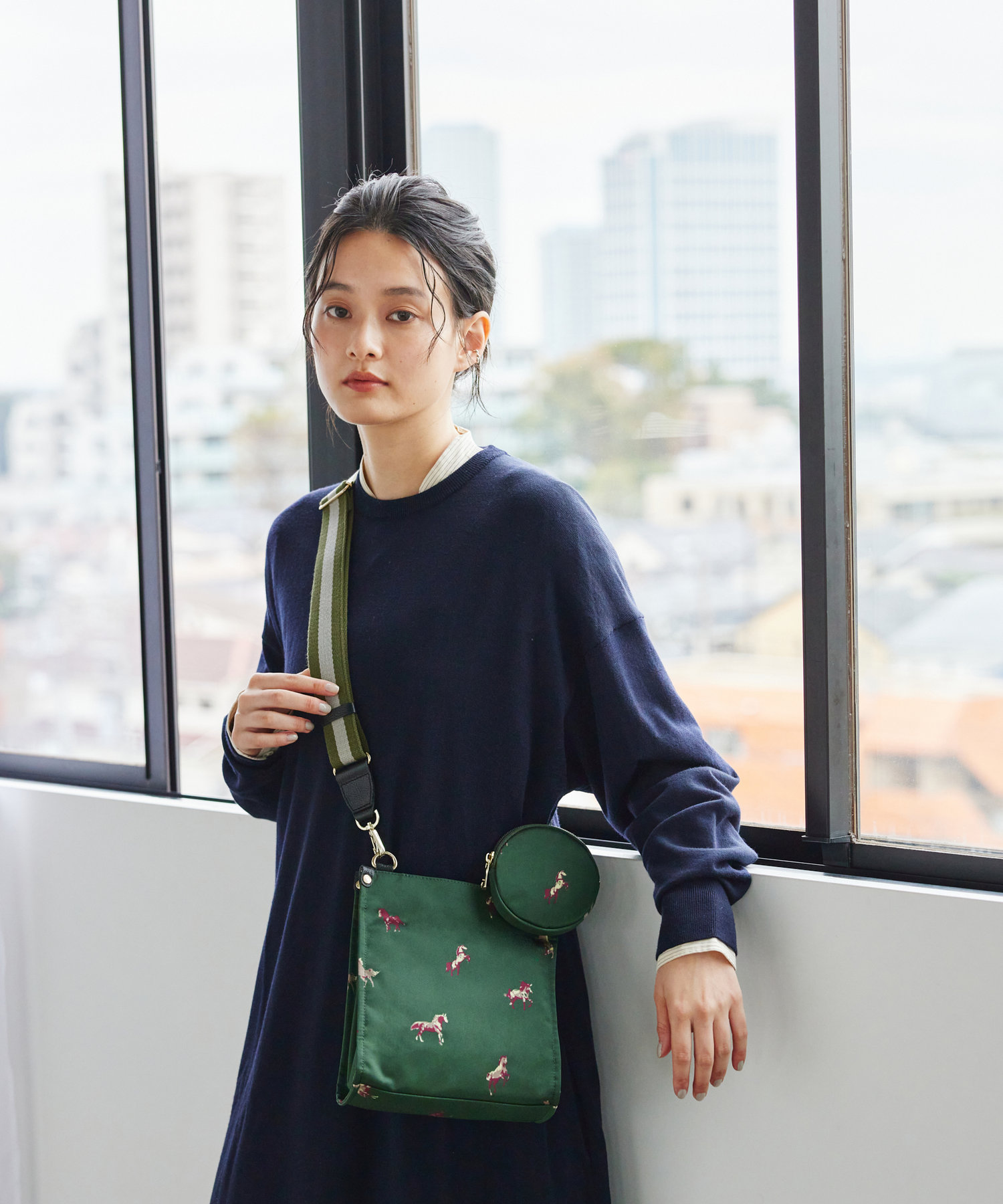 ショルダー人気NO.1］【名品】ソフトレザーラウンドショルダー