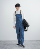 ブルー