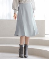 ライトブルー