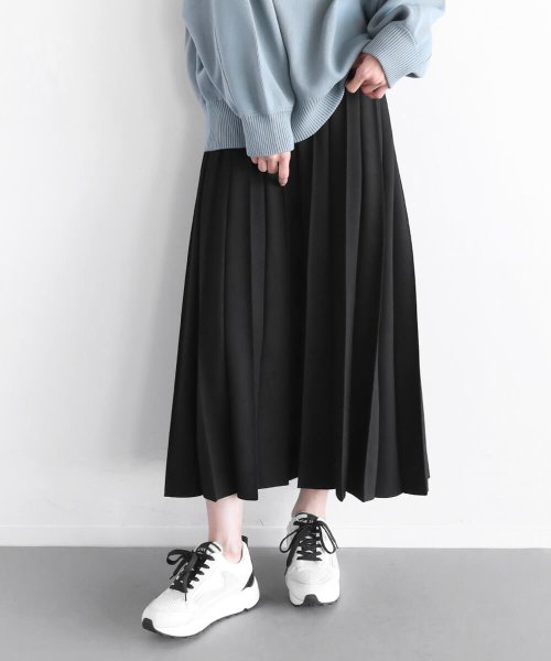 YORT 【手洗い可】ボンディングカットプリーツスカート