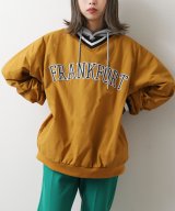 イエロー
