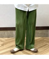 グリーン