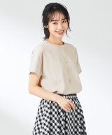 ベージュ