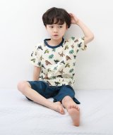 ブルー