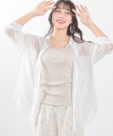 ベージュ