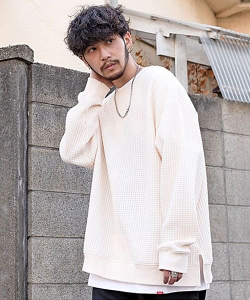 セール】CavariA クルーネック長袖ワッフルビッグニット メンズ セーター Tシャツ 長袖 ロンT 長袖Tシャツ 春 オーバーサイズ ビッグシルエット 大きいサイズ(504602991) キャバリア(CavariA) d fashion cavaria Tシャツ 長袖 ブラック