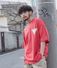 SB Select/NCAA トライアングルロゴプリントクルーネック半袖Tシャツ メンズ 半袖 プリント ブランド 大人 カジュアル ファッション アメカジ トップス トップス カ/504602993