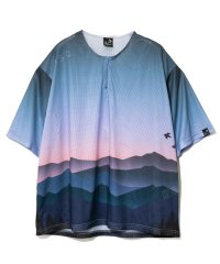 go slow caravan/メッシュ防蚊加工総柄プリントハーフZIP BIGTEE/504589828