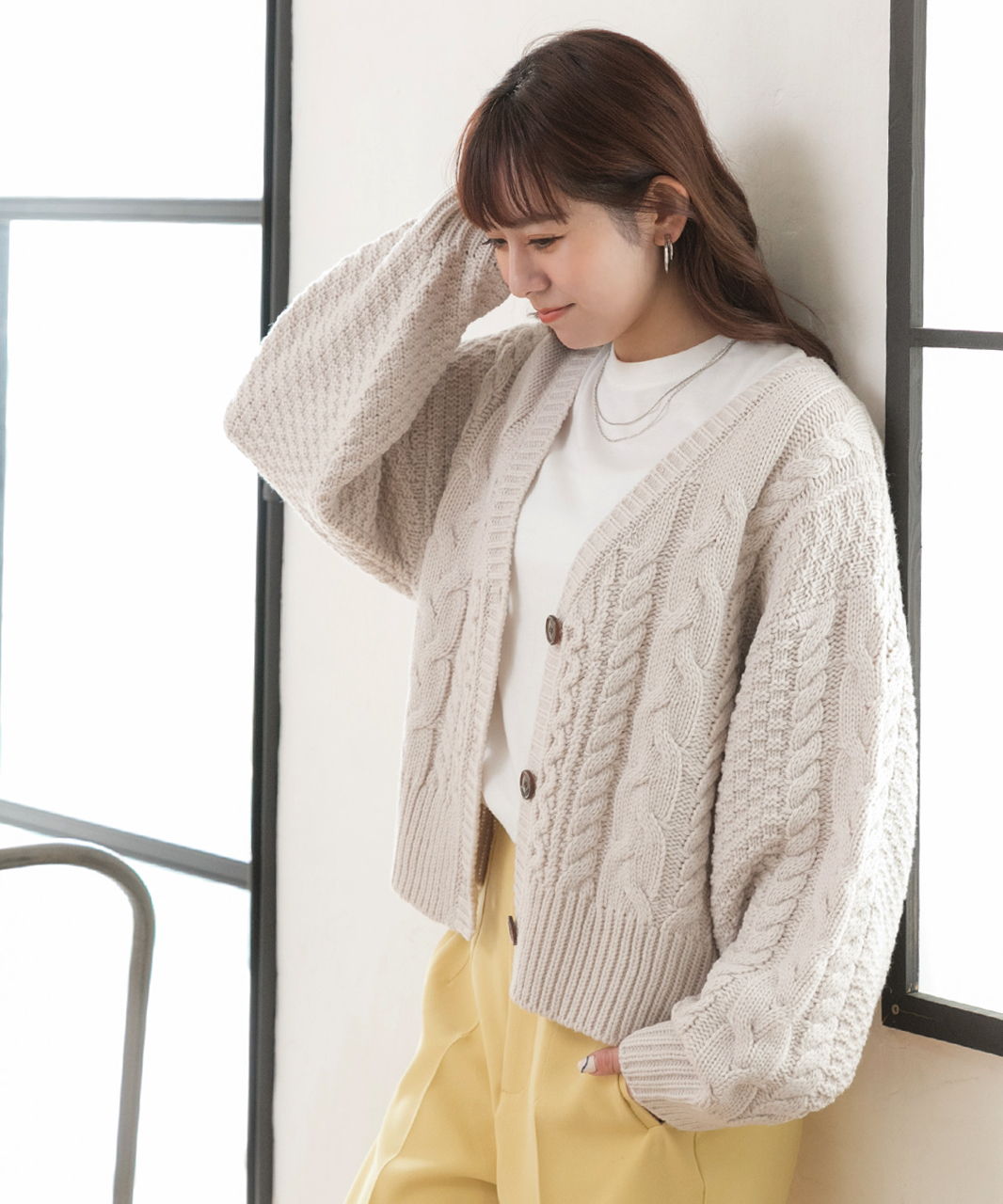 セール62%OFF】袖ボリュームざっくりVネックニットカーディガン セール62%OFF】袖ボリュームざっくりVネックニットカーディガン