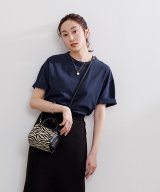 ネイビー