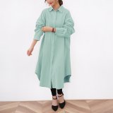 ライトグリーン