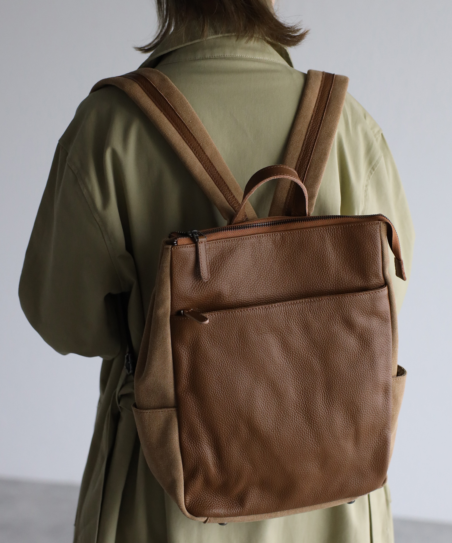 グッシオ GUSCIO 【グッシオレザー】 レザー切り替えキャンバス グッシオ GUSCIO 【グッシオレザー】 レザー切り替えキャンバス