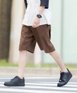 ブラウン