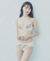 Wing/ウイング　ブラジャー　【重力に負けないバストケアBra】(A~B)/504640351