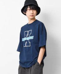 KENES GRAFFITI/KロゴプリントTシャツ/504646751