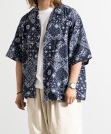 ネイビー