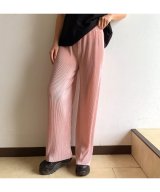 ライトピンク