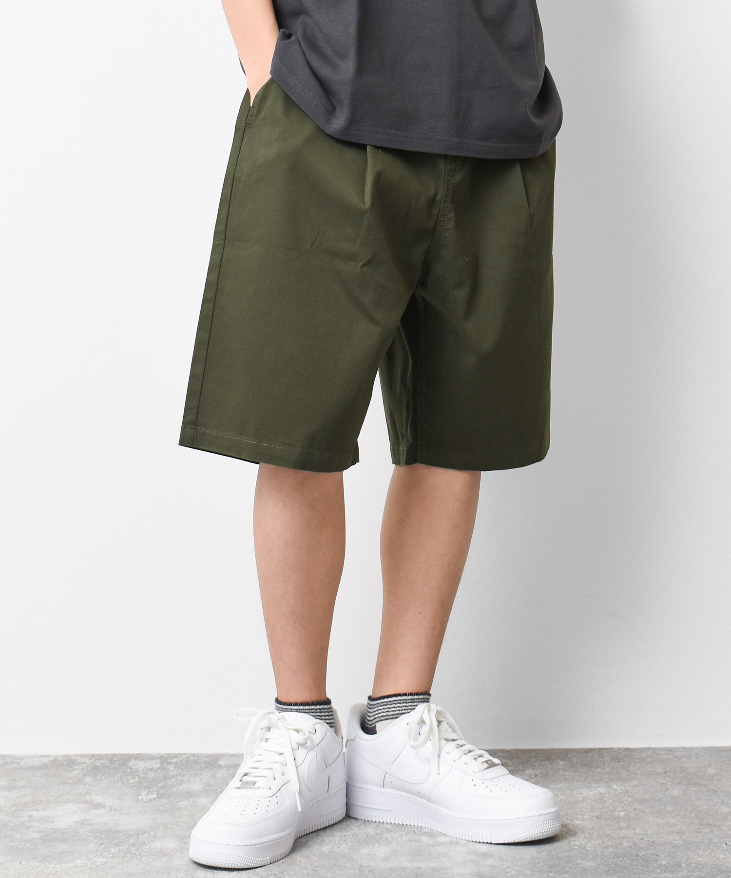 TWO TUCK HALFPANTS ツータック ハーフパンツ　 クラネ好きの方 2tuck wide Half pants / 2タックワイドハーフパンツ グルカ