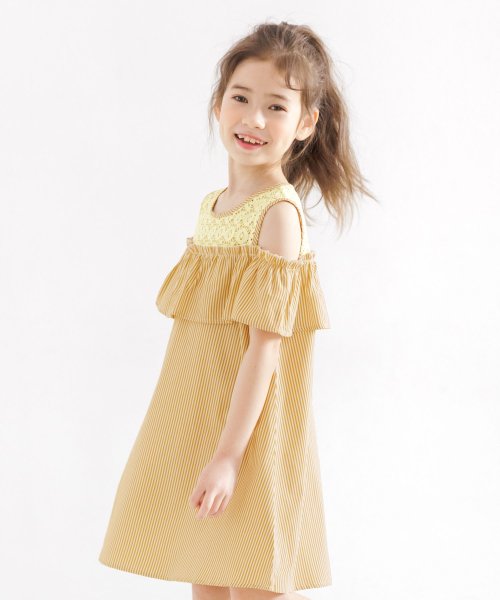 セール オフショルダーワンピース 子供服bee 子供服bee D Fashion