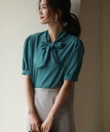 グリーン