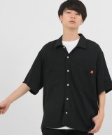 ブラック