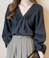Amulet/アミュレット Amulet くるみボタンブラウス 長袖 ブラウス シャツ Vネック レディースファッション レディース トップス 綺麗 可愛い ボタン/504680598