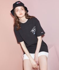 TOMMY JEANS/トミージーンズ TOMMY JEANS シグネチャーロゴTシャツ/504672549