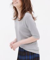 ライトグレー