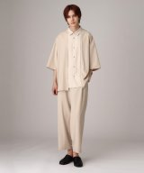 ライトベージュ(051)