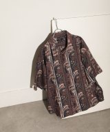 ダークブラウン