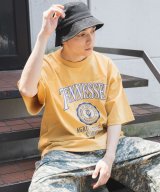 イエロー