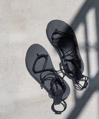 Au BANNISTER/●TEVA /MIDFORM INFINITYスポーツサンダル/504708140