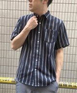 ネイビー