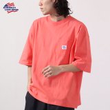 ピンク