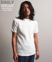 AVIREX/《DAILY/デイリー》MINI WAFFLE S/S CREW NECK T－SHIRT/ミニワッフル 半袖 クルーネック Tシャツ/504722413