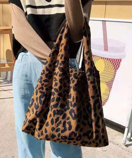 クーポン ゼブラ柄コーデュロイマルシェバッグ コーナーズ Lowybycorners D Fashion