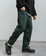 ダークグリーン