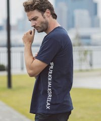 1PIU1UGUALE3 RELAX/ウノ ピゥ ウノ ウグァーレ トレ リラックス 1PIU1UGUALE3 RELAX サイドロゴプリントTシャツ/501267891