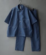 クラシックブルー