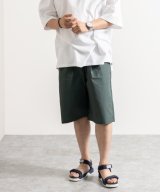 グリーン